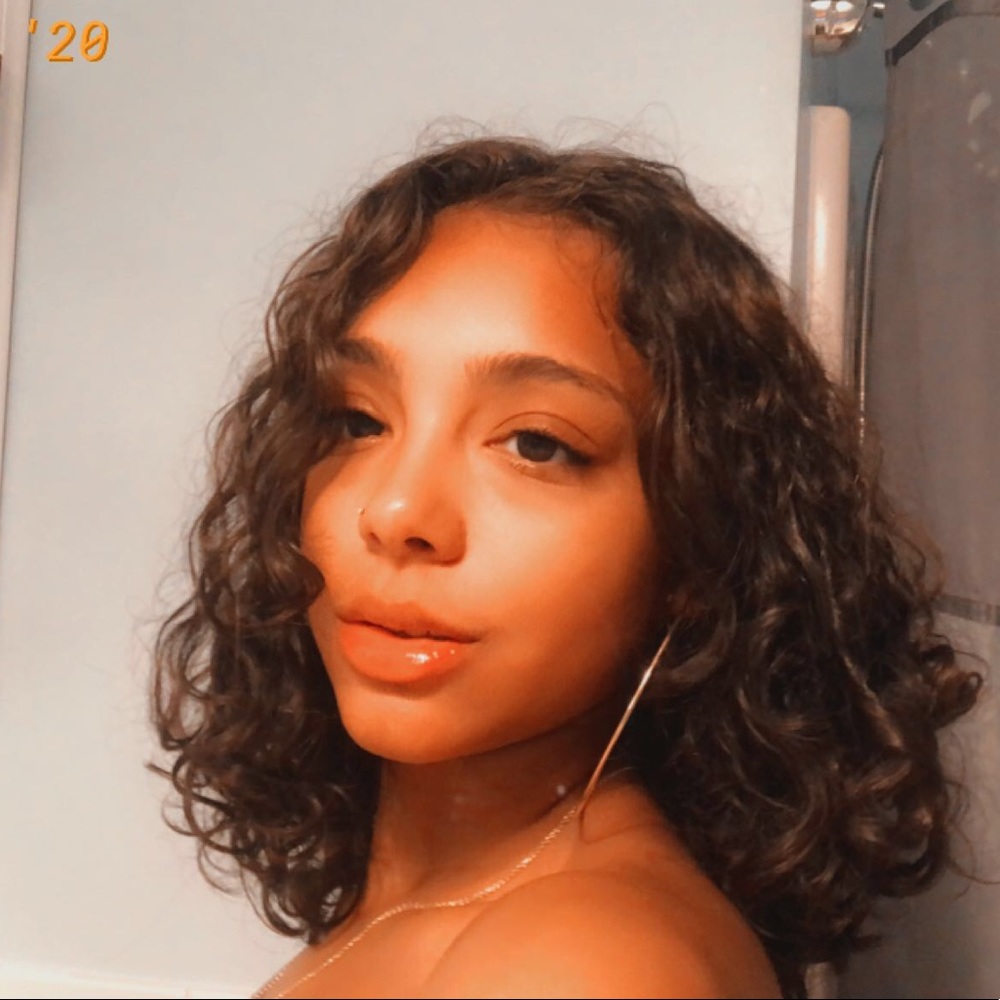 Meet your Posher, Tiffany